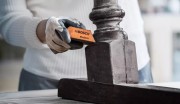Szlifowanie międzywarstwowe zaokrąglonych profili meblowych bloczkiem Bosch S470 Super Fine