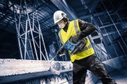 Podkuwanie i kruszenie betonu młotem SDS plus Bosch EXPERT EXBH 18V-32F