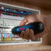 06019H2201 bosch GO zestaw z bitami w walizce na USB.jpg
