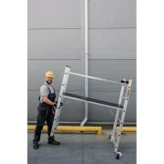 Kompaktowe rusztowanie drabinowe Drabest 2x6 PRO złożone do transportu i magazynowania
