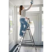 Płaska drabina aluminiowa DRABEST HOME 6 stopni o wadze 4,2 kg złożona do przechowywania