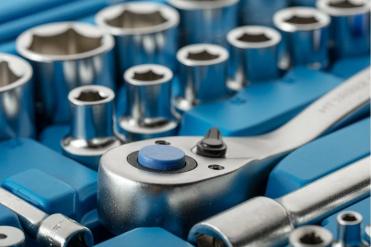 Zestaw bitów wkrętakowych Hogert HT1R424 – końcówki PH, PZ, Torx, Hex, Spline i płaskie ze stali CrV