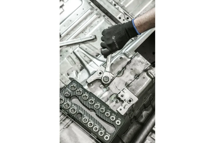 Nasadki sześciokątne 8–19 mm do klucza z grzechotką HT1R492