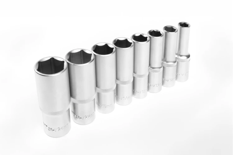 Klucze nasadowe długie Hogert ze stali CrV, komplet w rozmiarach 10–24 mm